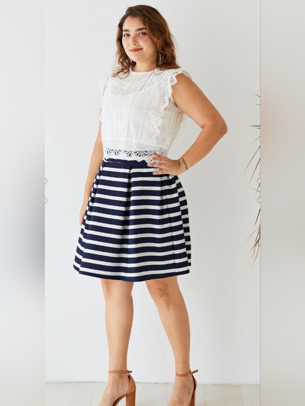 Chicwish Adorable Stripe Pleated A-Line Midi Skirt-Size XL - Picture 2 of 10
